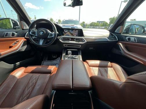 2023 BMW X5 M50i
