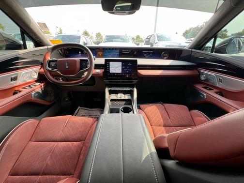 2024 Lincoln Nautilus Black Label