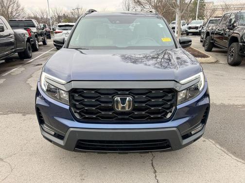 2023 Honda Passport Elite