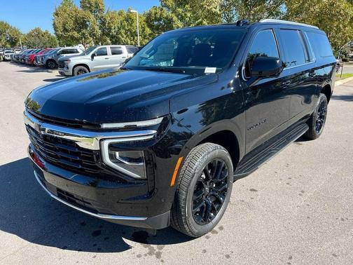 2026 Chevrolet Suburban LS