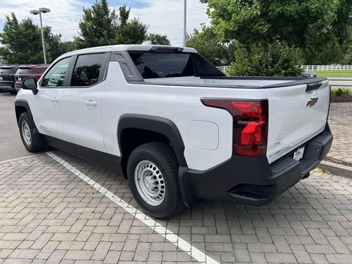 2025 Chevrolet Silverado EV WT