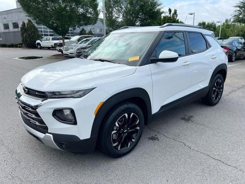 Summit White 2023 Chevrolet Trailblazer LT