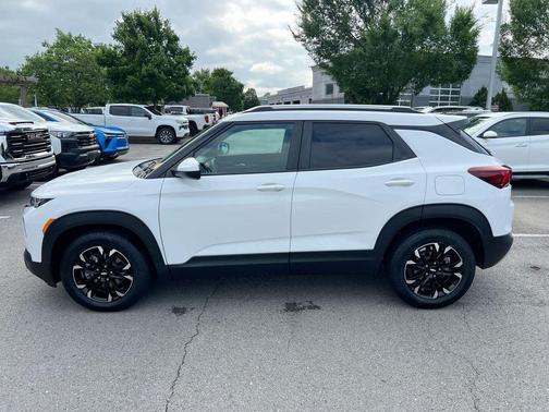 Summit White 2023 Chevrolet Trailblazer LT