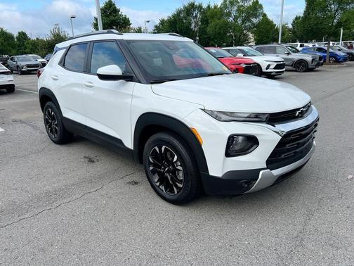 Summit White 2023 Chevrolet Trailblazer LT