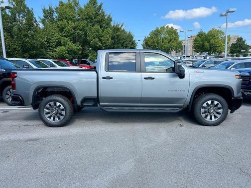 2026 Chevrolet Silverado 2500 Custom