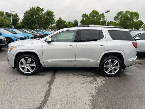 Quicksilver Metallic 2019 GMC Acadia Denali