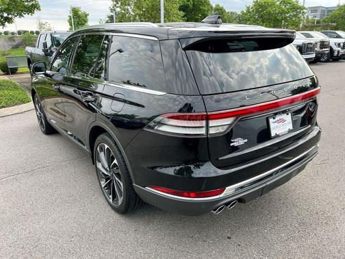 Infinite Black Metallic 2025 Lincoln Aviator Reserve AWD