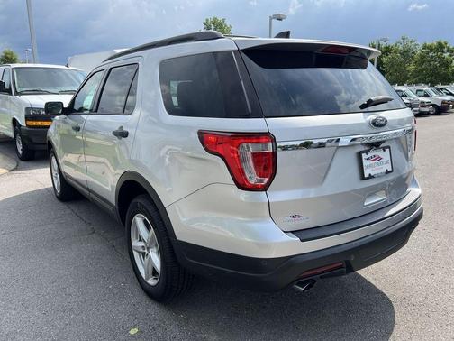 2018 Ford Explorer Base