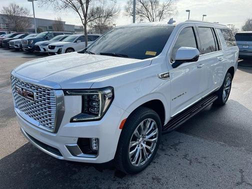 2023 GMC Yukon XL Denali