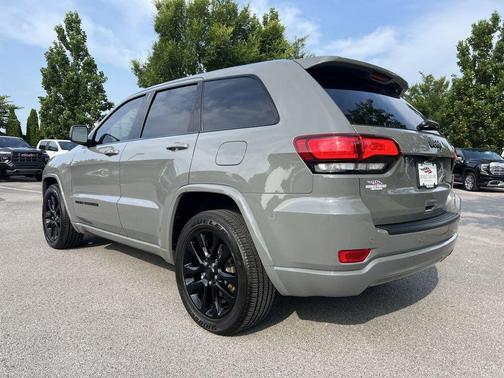 2020 Jeep Grand Cherokee Altitude