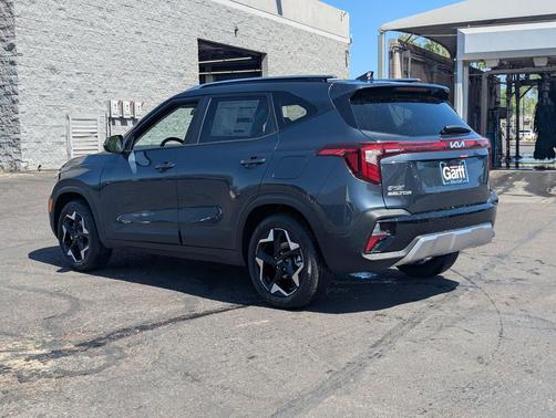 Gravity Gray 2026 Kia Seltos S