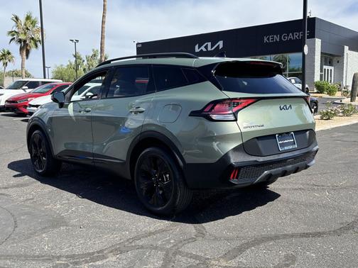 Jungle Green 2025 Kia Sportage X-Line