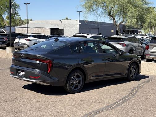 Interstellar Gray 2026 Kia K4 LXS