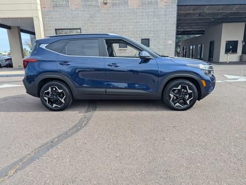 2025 Kia Seltos EX