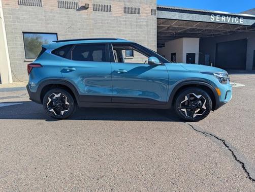 2025 Kia Seltos EX