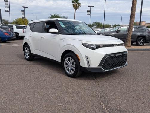 2024 Kia Soul LX