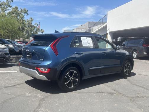 Mineral Blue 2025 Kia Niro Plug-In Hybrid EX