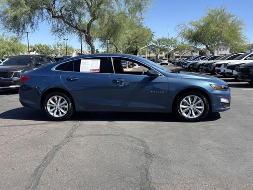 Lakeshore Blue Metallic 2024 Chevrolet Malibu FWD 1LT