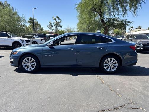 Lakeshore Blue Metallic 2024 Chevrolet Malibu FWD 1LT
