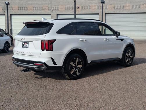 2022 Kia Sorento S