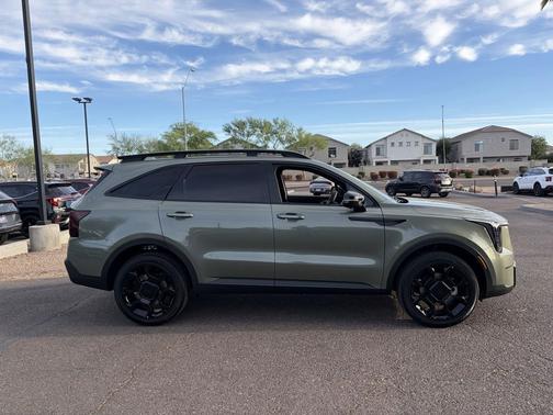 Jungle Green 2026 Kia Sorento SX