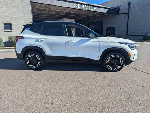 2024 Kia Seltos SX