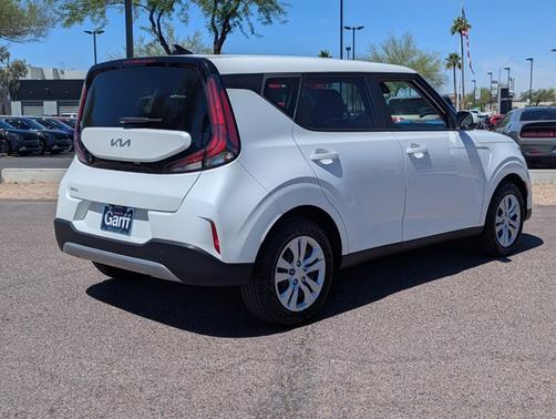 2024 Kia Soul LX