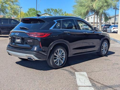 Black Obsidian 2024 INFINITI QX50 LUXE AWD