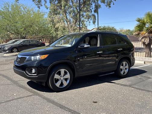 Ebony Black 2013 Kia Sorento EX