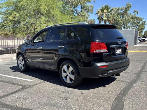 Ebony Black 2013 Kia Sorento EX