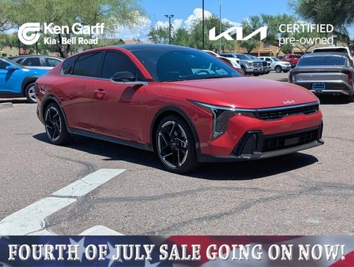 2025 Kia K4 GT-Line