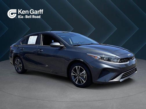 Gravity Gray 2022 Kia Forte LXS