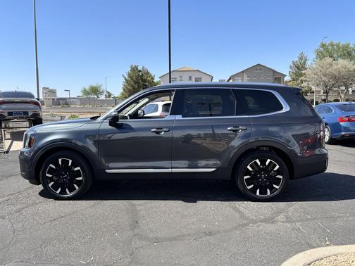 Gravity Gray 2024 Kia Telluride SX