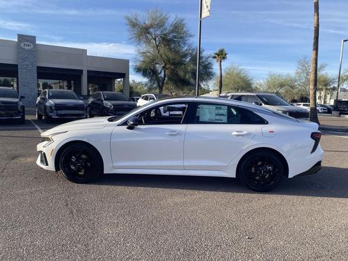 Snow White Pearl 2026 Kia K5 GT-Line FWD