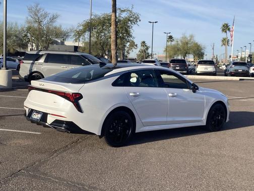 Snow White Pearl 2026 Kia K5 GT-Line FWD