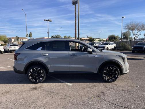 Wolf Gray 2026 Kia Sorento EX