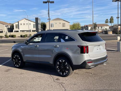 Wolf Gray 2026 Kia Sorento EX