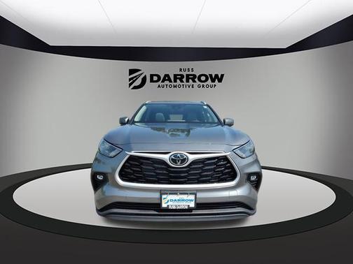 2025 Toyota Highlander XLE