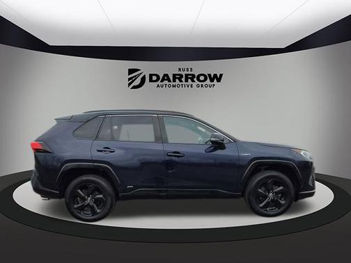 2020 Toyota RAV4 Hybrid SE