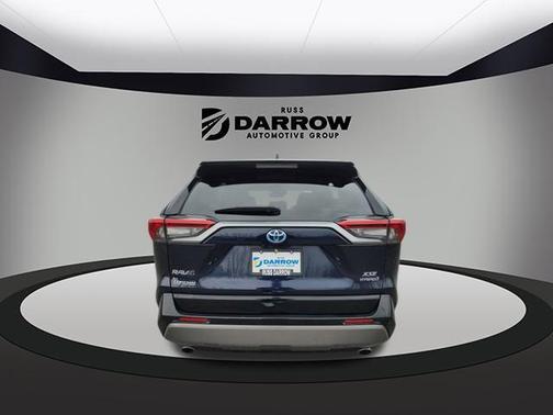 2020 Toyota RAV4 Hybrid SE