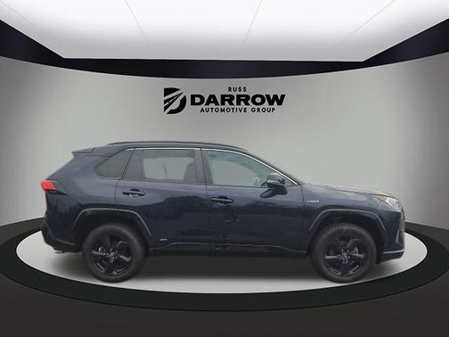 2020 Toyota RAV4 Hybrid SE