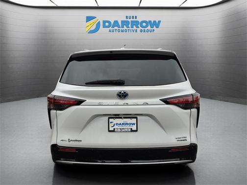 2022 Toyota Sienna Limited 7-Passenger