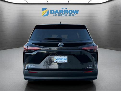 2021 Toyota Sienna LE