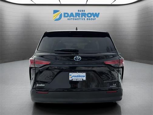 2021 Toyota Sienna LE