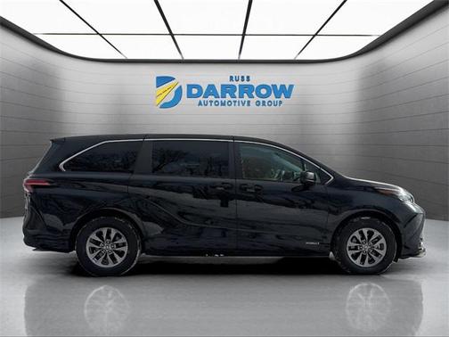 2021 Toyota Sienna LE
