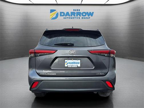 2022 Toyota Highlander LE