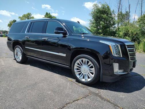 2017 Cadillac Escalade ESV Platinum