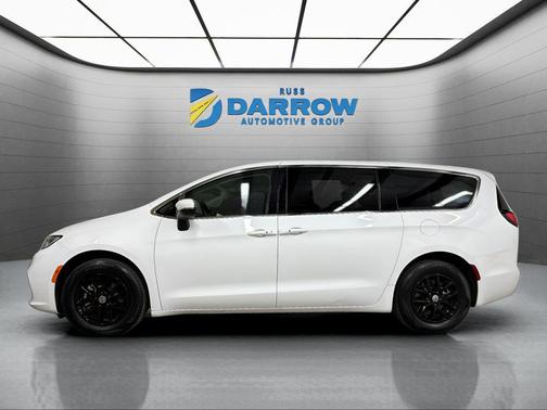 Bright White Clearcoat 2023 Chrysler Pacifica Touring L