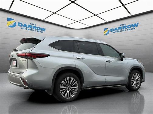 2024 Toyota Highlander Hybrid Platinum
