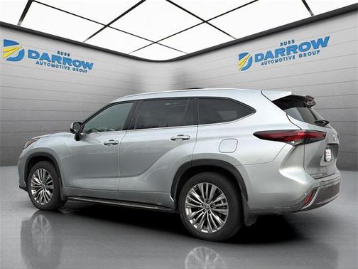 2024 Toyota Highlander Hybrid Platinum